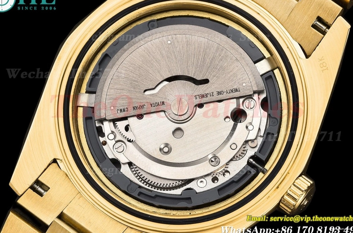 MY8215 40MM Daydate GDF Stk YG Gold YG 0118